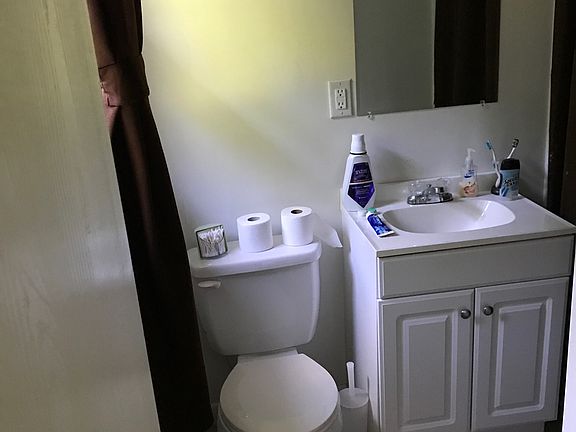 5th image of 1695 Green Manor Dr