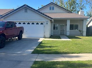 1633 Backus Ln, Turlock, CA 95380