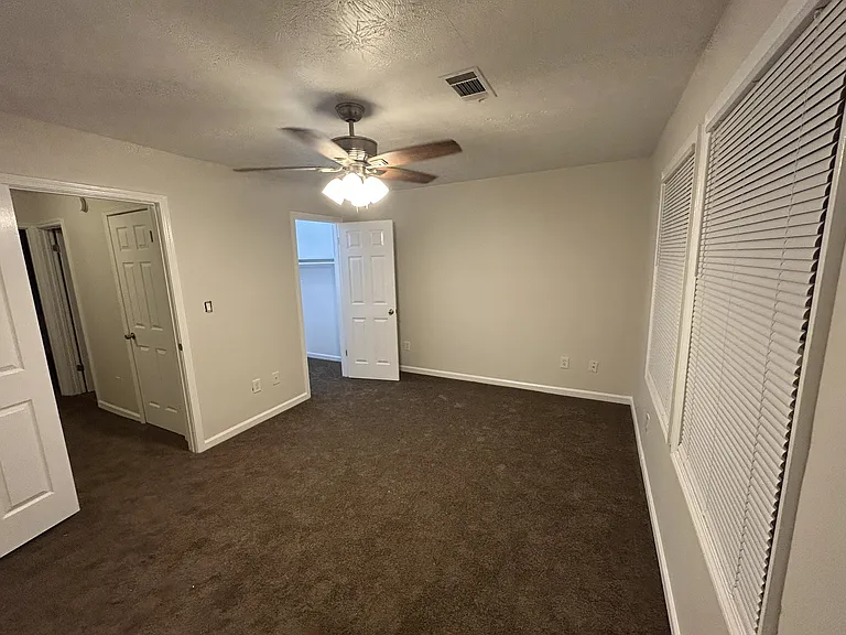 5148 Spring St #4 — Photo 14