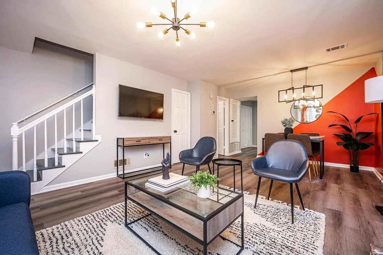 2 bed, 2.0 bath, 1194 sqft, $2,927 — Photo 2