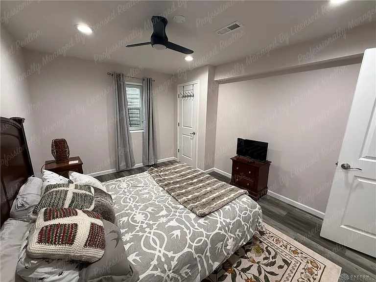 2418 David Grey Cir — Photo 47
