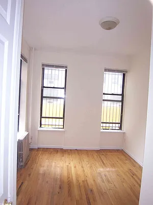 Rented by David Francis New York LLC | media 23