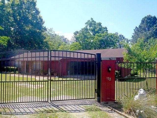 1st image of 132 Amber Ln