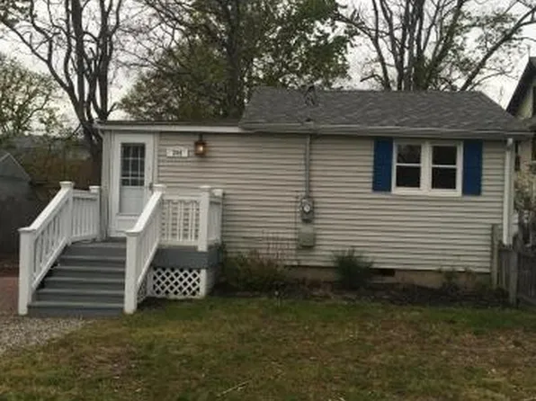 209 Seeley Ave, Keansburg, NJ 07734