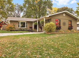 1456 W Hawkins St, Kankakee, IL