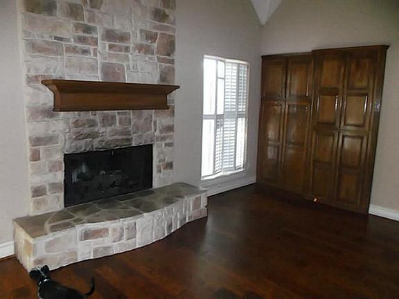 2nd image of 113 Skyline Cir