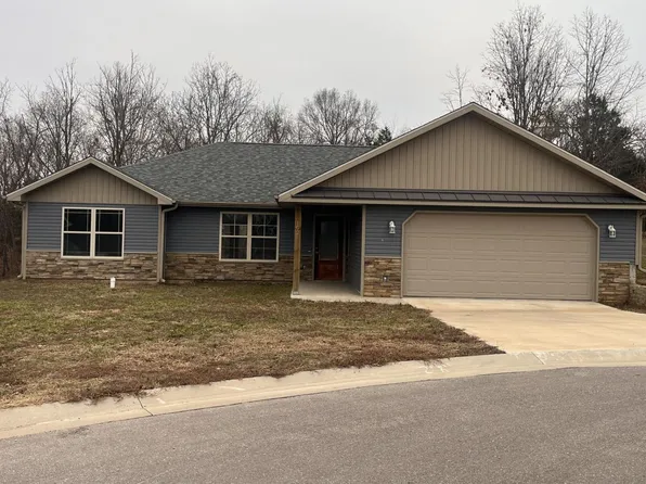 102 Alpine, Waynesville, MO 65583