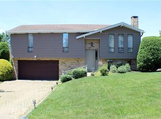 123 Karen Dr, Elizabeth, PA