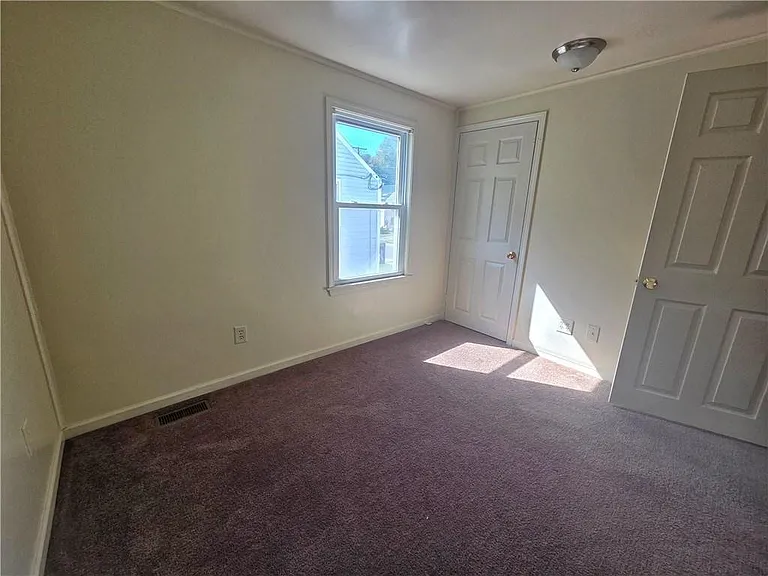 235B Allen St — Photo 20