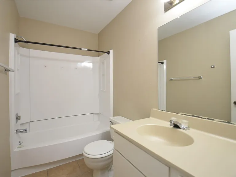 5993 Allday Dr #B — Photo 39