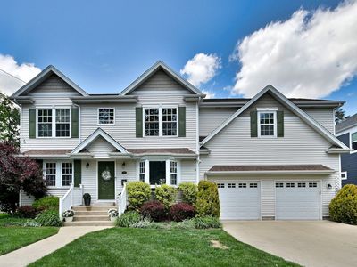 (Undisclosed Address), Elmhurst, IL, 60126