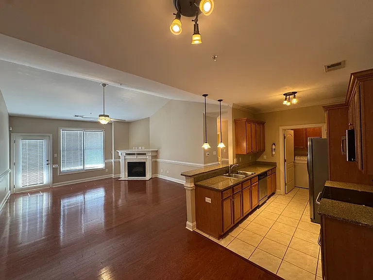 210 Fountainhead Ln #203 — Photo 12