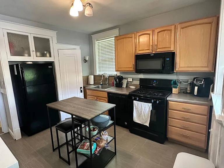 Kitchen; island can stay free of charge