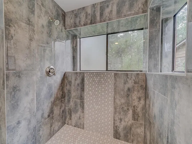 78 Brookflower Rd — Photo 12