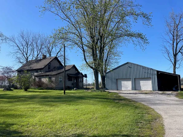 776 S 200 E, Winamac, IN 46996