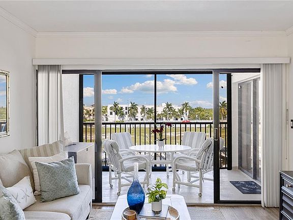 3rd image of 803 River Point DR #305B