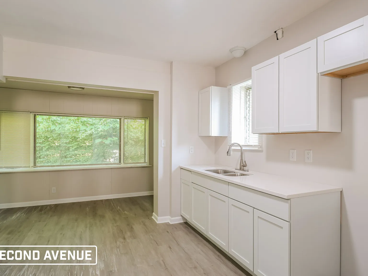5 bed, 2.0 bath, 1700 sqft, $2,152 — Photo 3