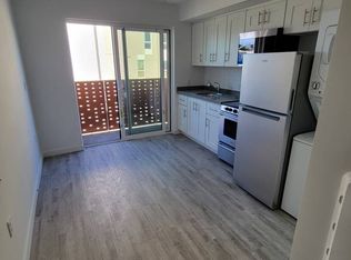 3326 1/2 W 52nd St #106, Los Angeles, CA 90043