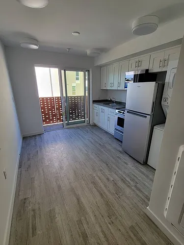 3326 1/2 W 52nd St #106 Photo 1