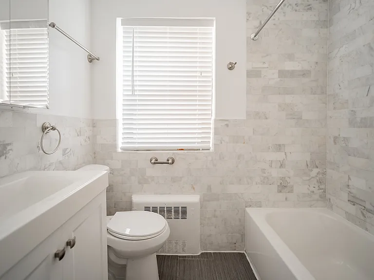 Updated Bathroom 7357-2S