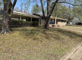 501 W 17th St, Pawhuska, OK 74056