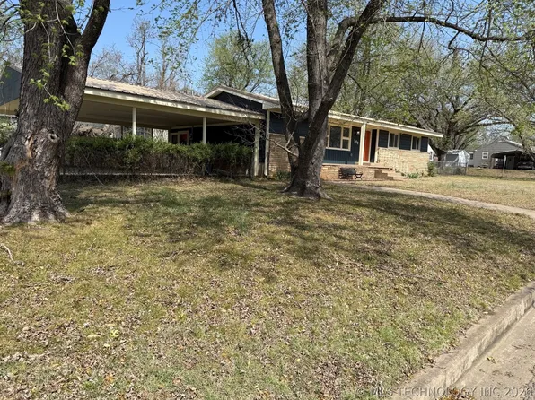 501 W 17th St, Pawhuska, OK 74056