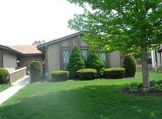 3246 Meadowlake Dr #3246, Toledo, OH 43617