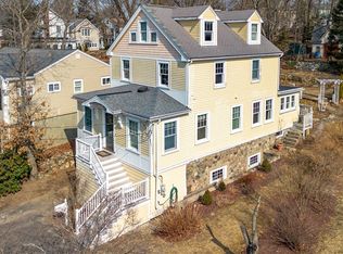 498 Waltham St, Lexington, MA 02421