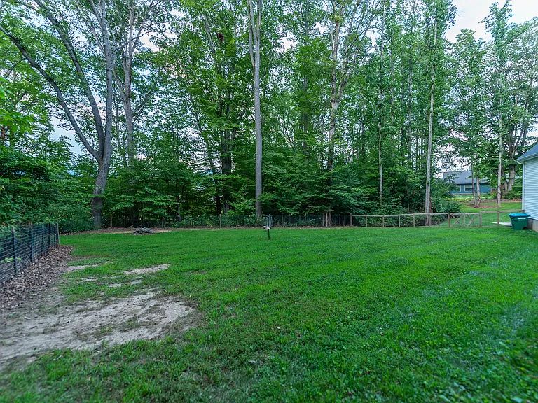 193 Cathey Rd — Photo 37
