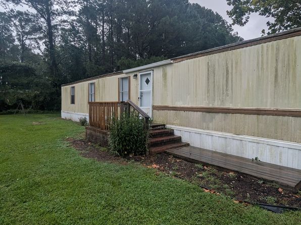 81 Lori Ln