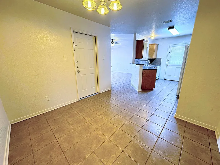 3206 Dannen Court — Photo 6