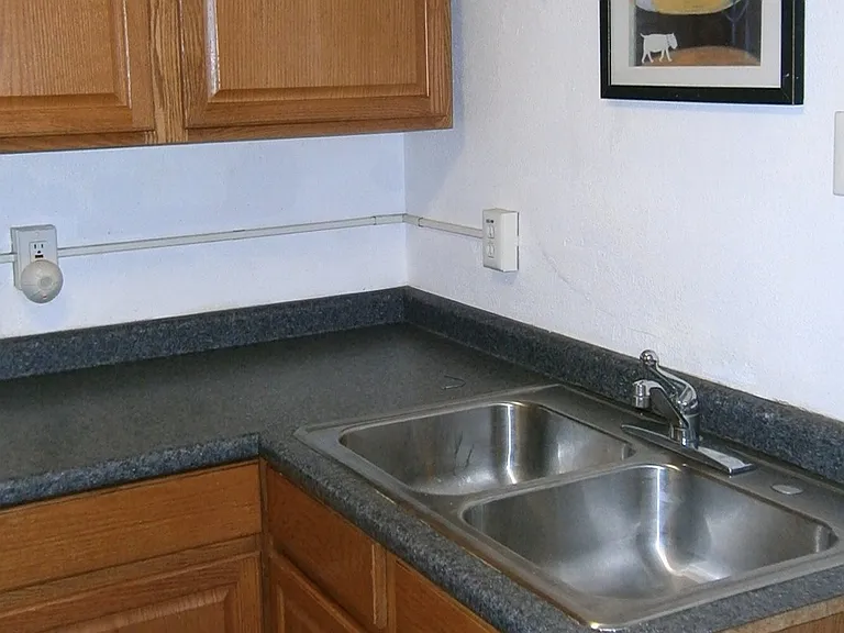614 E Buffalo St — Photo 23