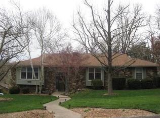 5663 S Terry Ave, Springfield, MO 65810