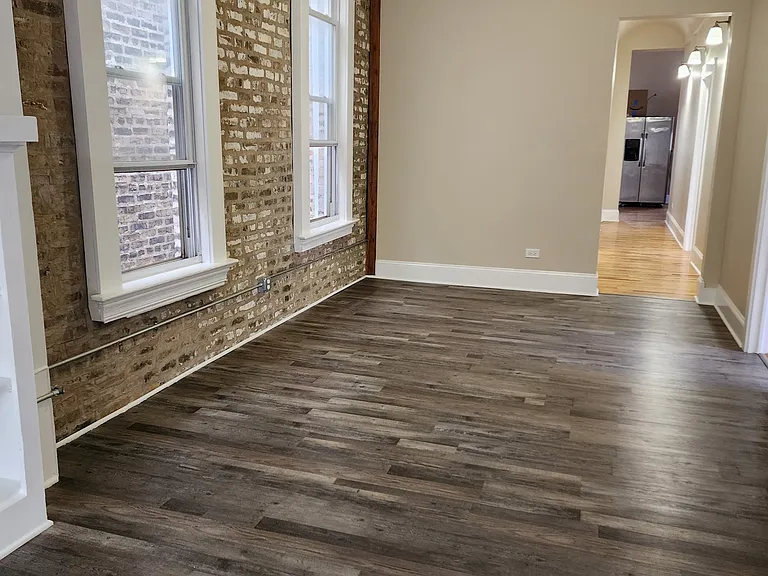 1102 N California Ave #2 — Photo 4