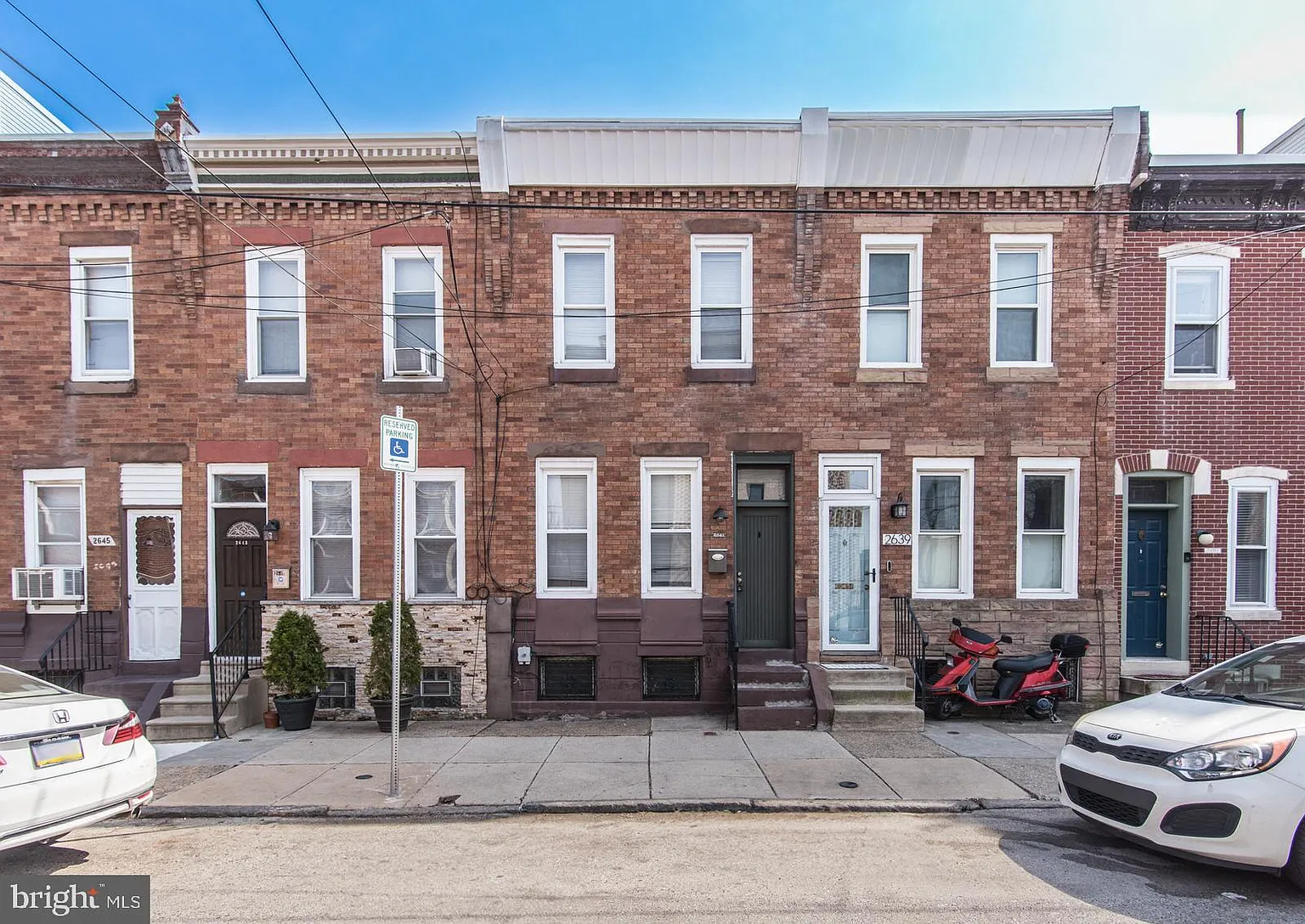 2641 Cedar St photo 1
