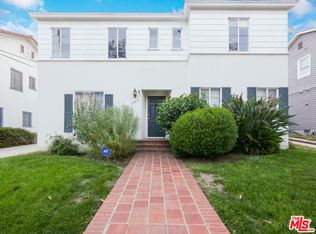 2565 Canyon Dr, Los Angeles, CA 90068