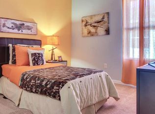 516 Diamond Ridge Rd, Seffner, FL 33584