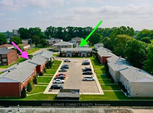 Orchard Pl #10, Chatham Kent, ON N7M1A6