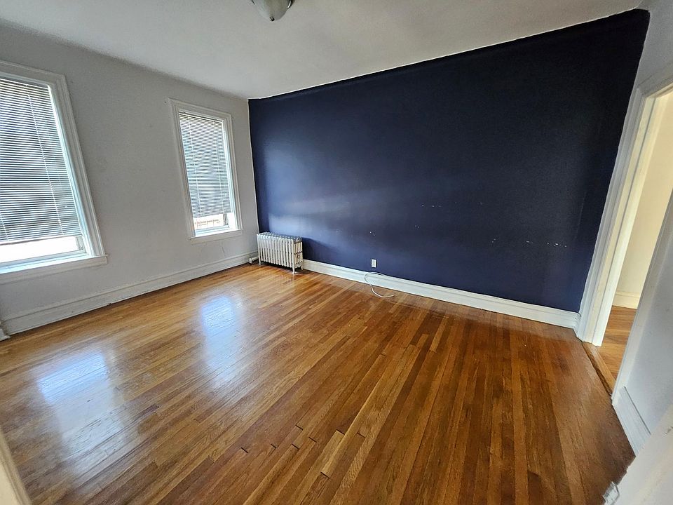 2nd image of 910 81st St #4D