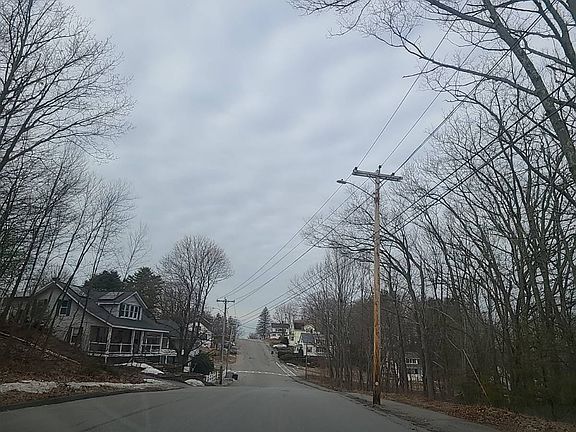4th image of 264 Baker St