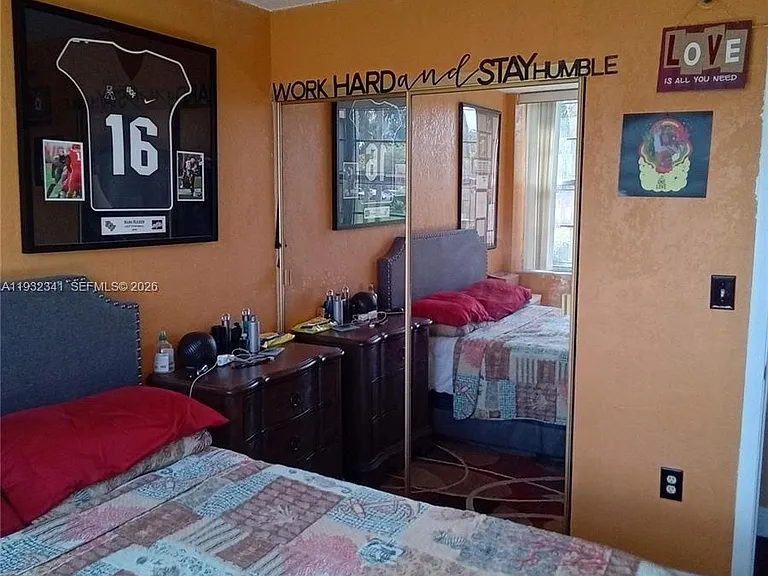 1000 Saint Charles Pl #L2 — Photo 12