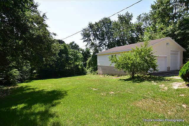 2nd image of 512 Woodberry Rd