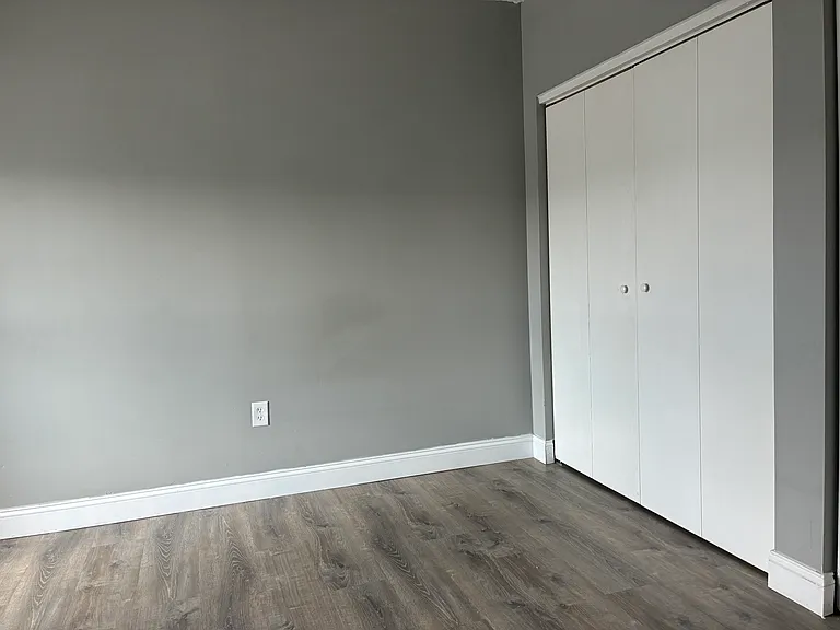 301 Main St #402 — Photo 2