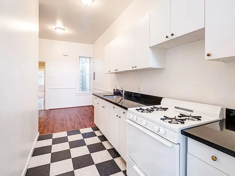 2085-2087 Golden Gate Ave #2085 — Photo 8