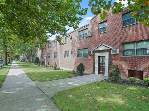 90-55 Shore Parkway image 23 of 24