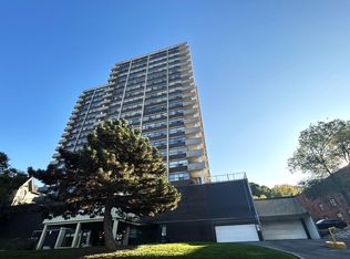 130 Saint Josephs Dr #1-BEDROOM, Hamilton, ON