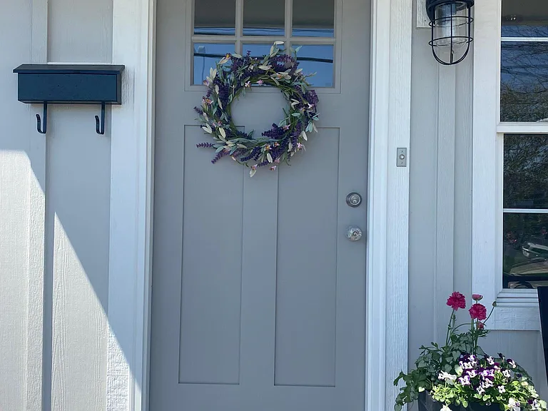 657 London Ave — Photo 3
