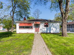 147 N Oak St, Wood Dale, IL 60191
