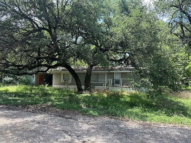 1st image of 225 County Road 1746