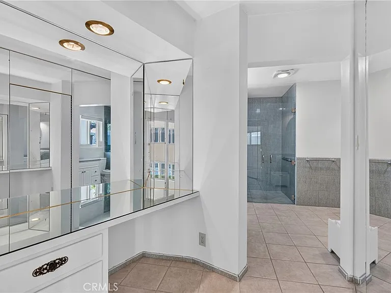10401 Wystone Ave — Photo 35